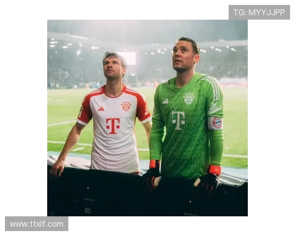 诺伊尔追平穆勒成德甲历史赢球纪录保持者362场胜利荣耀时刻